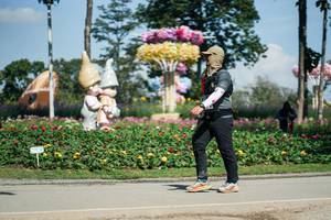 BIB: 
                            <button type="button" onclick="openModal(27619518)" class="btn btn-primary btn-sm float-right btn-popup" data-toggle="modal" data-target=".modal-high-quality">
                        <i class="fas fa-shopping-cart"></i> Add to Cart
                    </button>
                                            <button type="button" onclick="isThisMe(27619518, true)" class="btn btn-success btn-sm float-right btn-popup btn-isme hidden" data-toggle="tooltip" data-placement="bottom" title="นี่คือรูปของคุณใช่ไหม คลิกที่นี่เพื่อเอาเข้าอัลบั้ม">
                        <i class="fas fa-plus"></i> Add to album
                    </button>
                    <button type="button" onclick="isThisMe(27619518, false)" class="btn btn-warning btn-sm float-right btn-popup btn-isnotme hidden">
                        <i class="fas fa-ban"></i> Remove from album
                    </button>